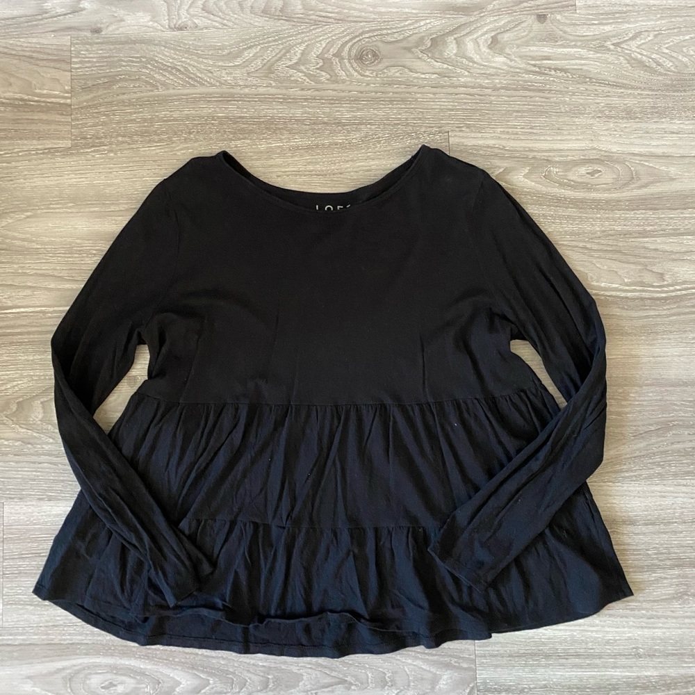 Black Loft Tiered Top. Size large